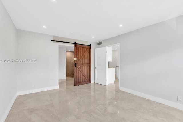 300 Diplomat Pkwy 204, Hallandale Beach, FL 33009