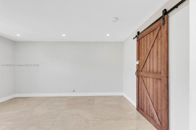 300 Diplomat Pkwy 204, Hallandale Beach, FL 33009