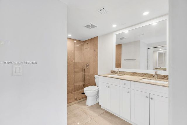 300 Diplomat Pkwy 204, Hallandale Beach, FL 33009