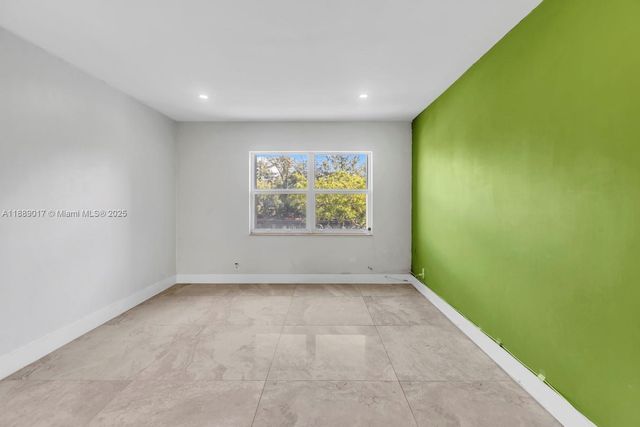 300 Diplomat Pkwy 204, Hallandale Beach, FL 33009