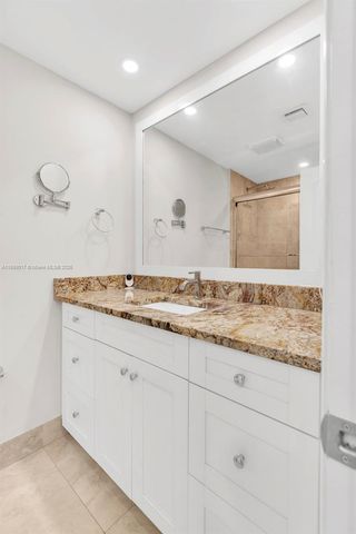 300 Diplomat Pkwy 204, Hallandale Beach, FL 33009