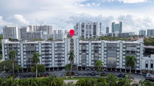 300 Diplomat Pkwy 204, Hallandale Beach, FL 33009