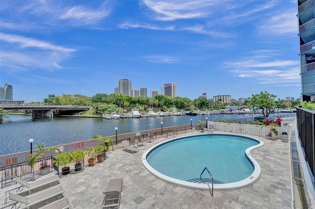 300 Diplomat Pkwy 204, Hallandale Beach, FL 33009