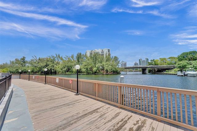 300 Diplomat Pkwy 204, Hallandale Beach, FL 33009