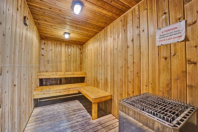 300 Diplomat Pkwy 204, Hallandale Beach, FL 33009