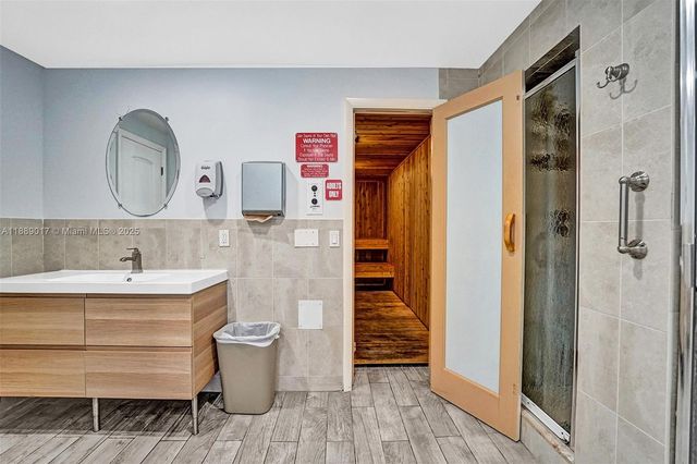 300 Diplomat Pkwy 204, Hallandale Beach, FL 33009