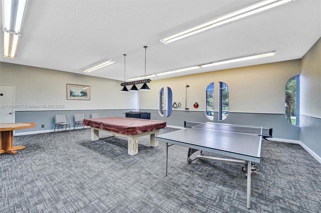 300 Diplomat Pkwy 204, Hallandale Beach, FL 33009