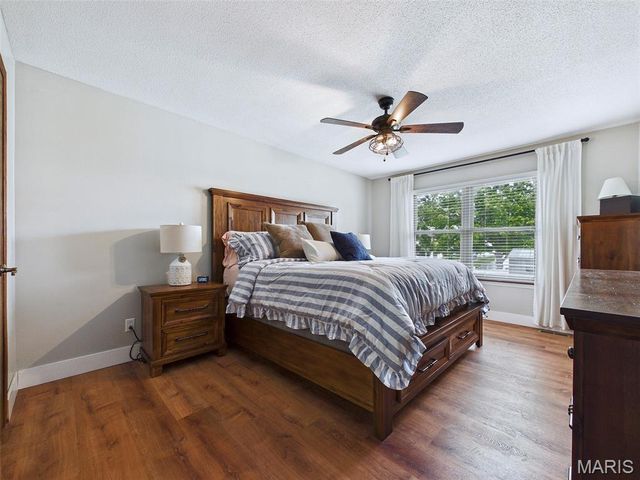 215 Bristol Drive, Troy, IL 62294