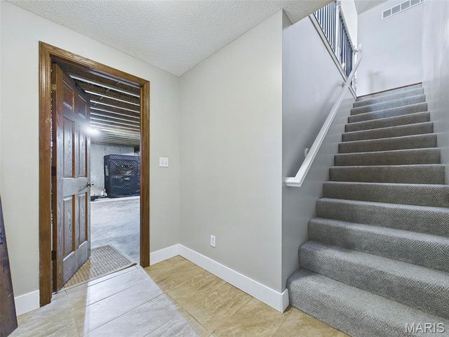 215 Bristol Drive, Troy, IL 62294