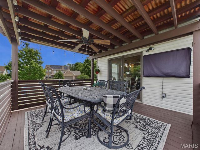 215 Bristol Drive, Troy, IL 62294