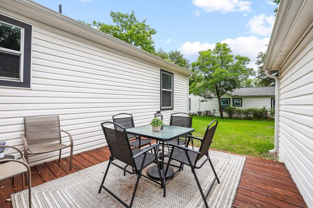 1718 N Shannon Street, Sherman, TX 75092