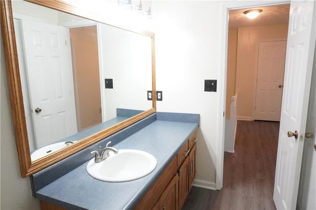 2421 Fieldstone Drive SE, Conyers, GA 30013