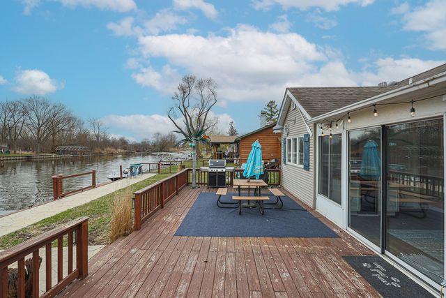 707 Kingston Boulevard, Mchenry, IL 60050