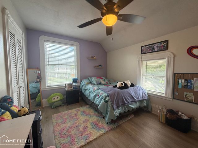 704 E Oliver Street, Owosso, MI 48867