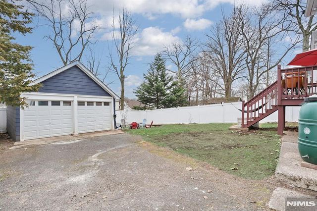 703 Linden Avenue, Teaneck, NJ 07666