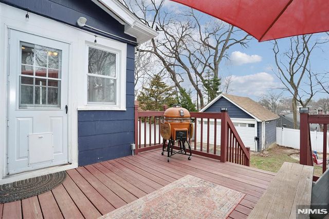 703 Linden Avenue, Teaneck, NJ 07666