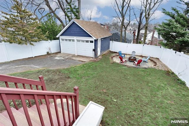 703 Linden Avenue, Teaneck, NJ 07666