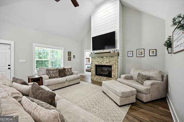 161 Fairway Circle, Macon, GA 31211