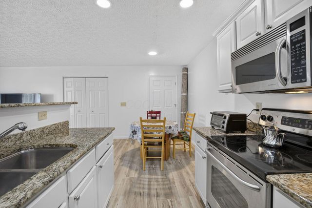 5597 Cedar Springs Road, Columbus, OH 43228
