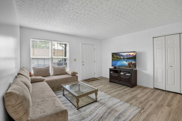 5597 Cedar Springs Road, Columbus, OH 43228