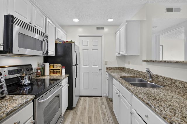 5597 Cedar Springs Road, Columbus, OH 43228