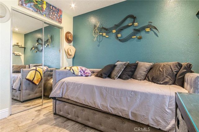 9735 Elsinore Road, Oak Hills, CA 92344