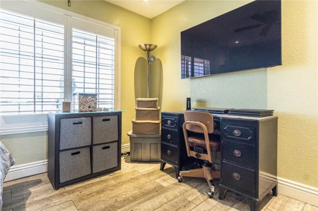 9735 Elsinore Road, Oak Hills, CA 92344