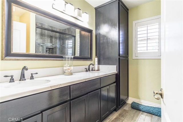 9735 Elsinore Road, Oak Hills, CA 92344