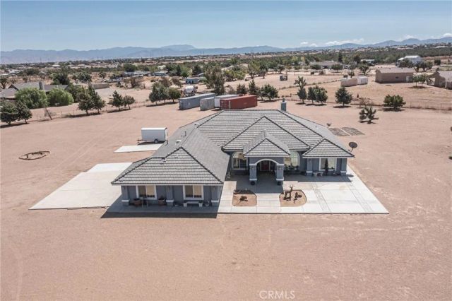 9735 Elsinore Road, Oak Hills, CA 92344