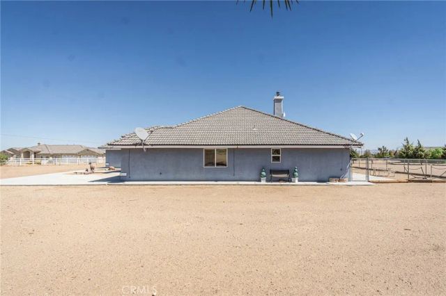 9735 Elsinore Road, Oak Hills, CA 92344