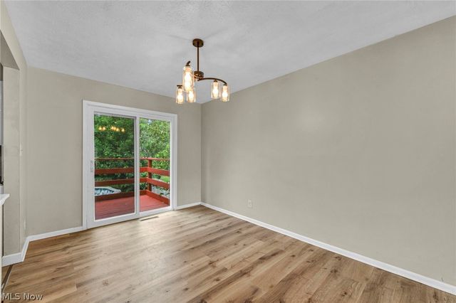 14369 Rochelle Drive, Maple Heights, OH 44137