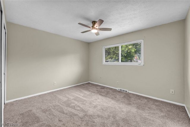 14369 Rochelle Drive, Maple Heights, OH 44137