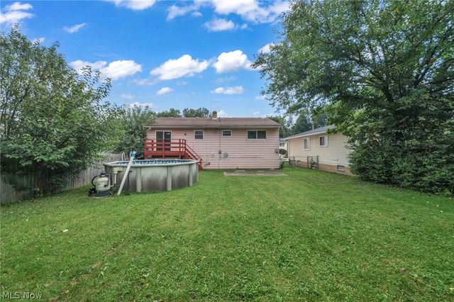 14369 Rochelle Drive, Maple Heights, OH 44137