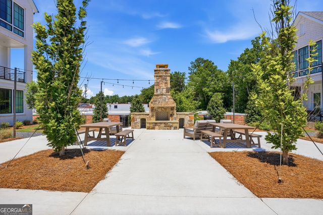 2597 Mackintosh NW, Brookhaven, GA 30319