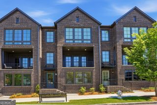 2597 Mackintosh NW, Brookhaven, GA 30319