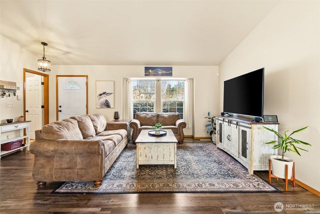 9012 Lealan Court SE, Yelm, WA 98597