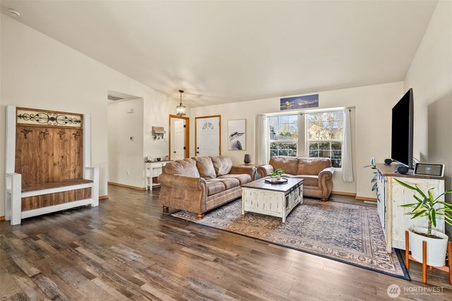 9012 Lealan Court SE, Yelm, WA 98597