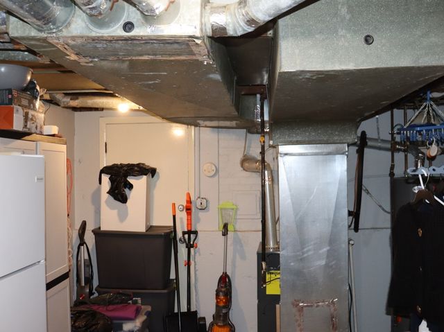 17112 Whittier Avenue, Hazel Crest, IL 60429