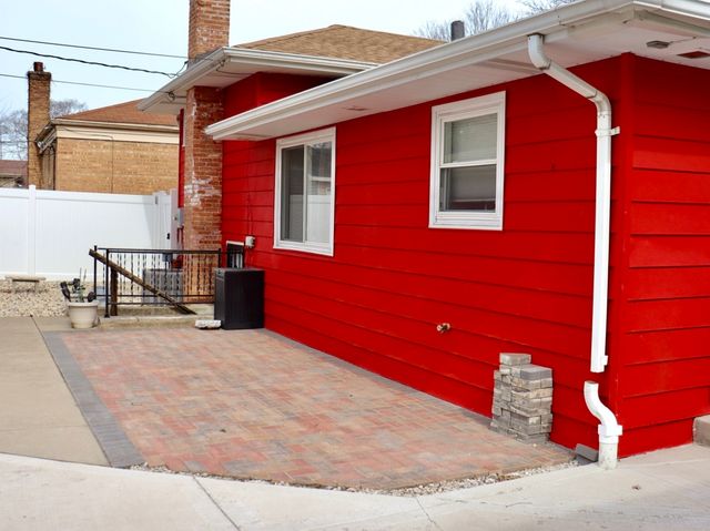 17112 Whittier Avenue, Hazel Crest, IL 60429