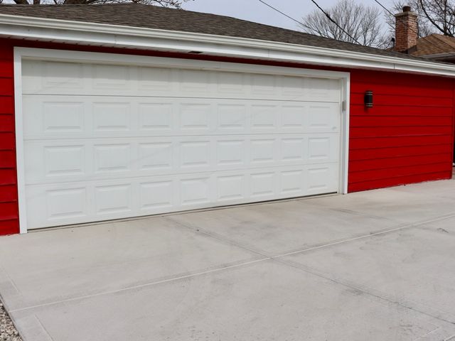 17112 Whittier Avenue, Hazel Crest, IL 60429