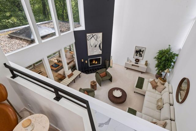 18804 Kingswood Terrace, Minnetonka, MN 55345