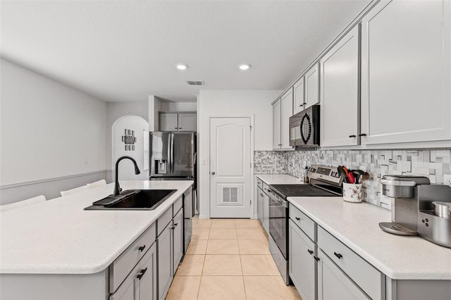 548 ARMOYAN WAY, New Smyrna Beach, FL 32168