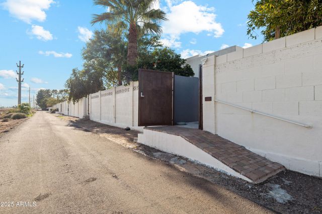 6953 E Lafayette Boulevard, Scottsdale, AZ 85251