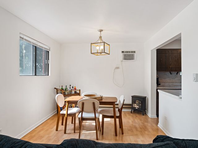 9645 Ridgeland Avenue 201, Oak Lawn, IL 60453