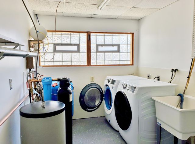 1441 N Wozniak Road, Michigan City, IN 46360