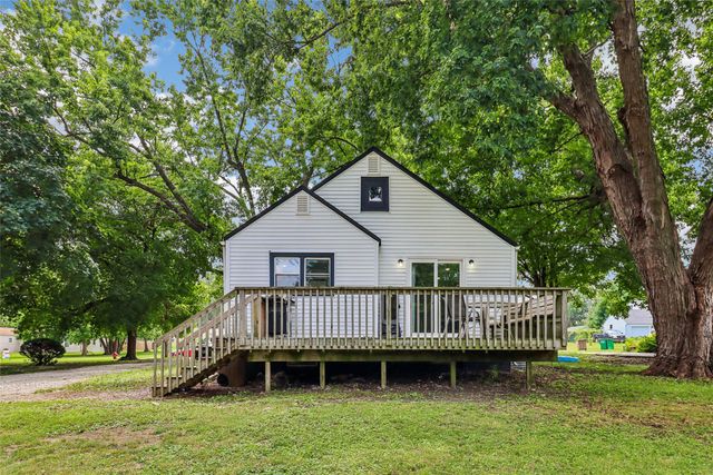 601 1st Street E, Altoona, IA 50009