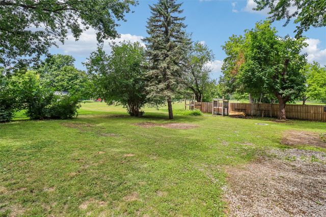 601 1st Street E, Altoona, IA 50009