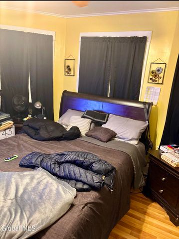 813 Francis Avenue, Schenectady, NY 12303