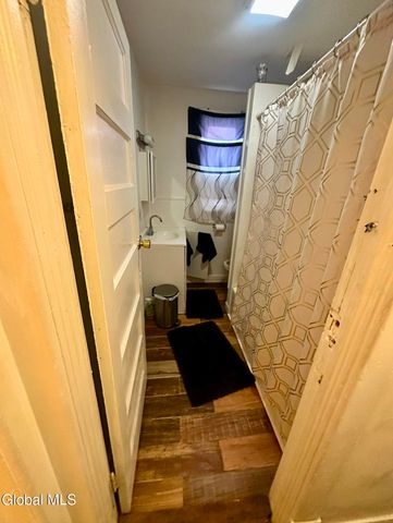 813 Francis Avenue, Schenectady, NY 12303