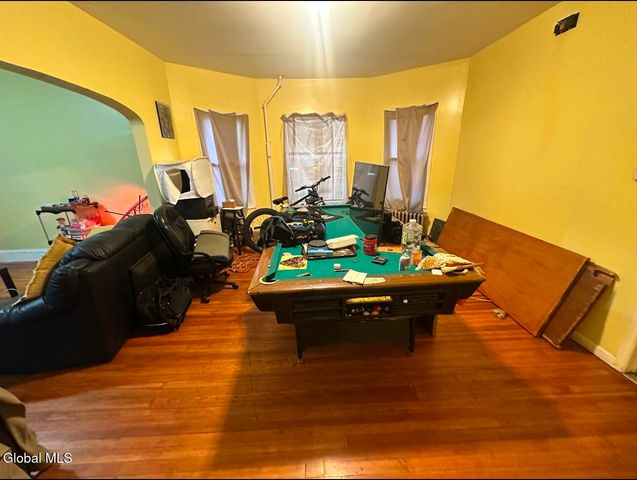 813 Francis Avenue, Schenectady, NY 12303